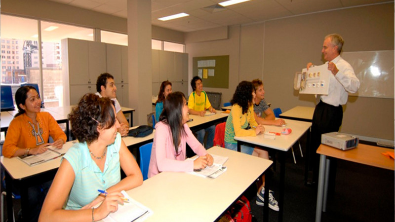Academies-Australásia-Sydney-Estudantes-Durante-Aula
